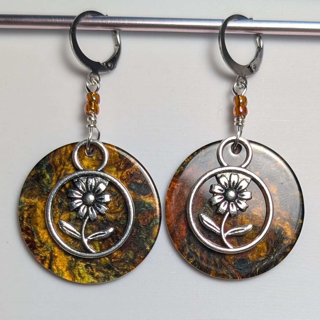Daisy in a Circle Earrings & Stitch Markers