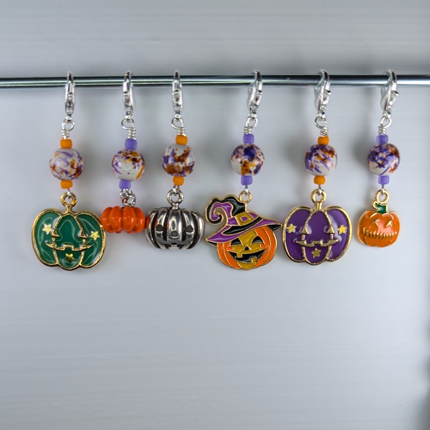 A Glow of Jack o' Lanterns Stitch Marker Set