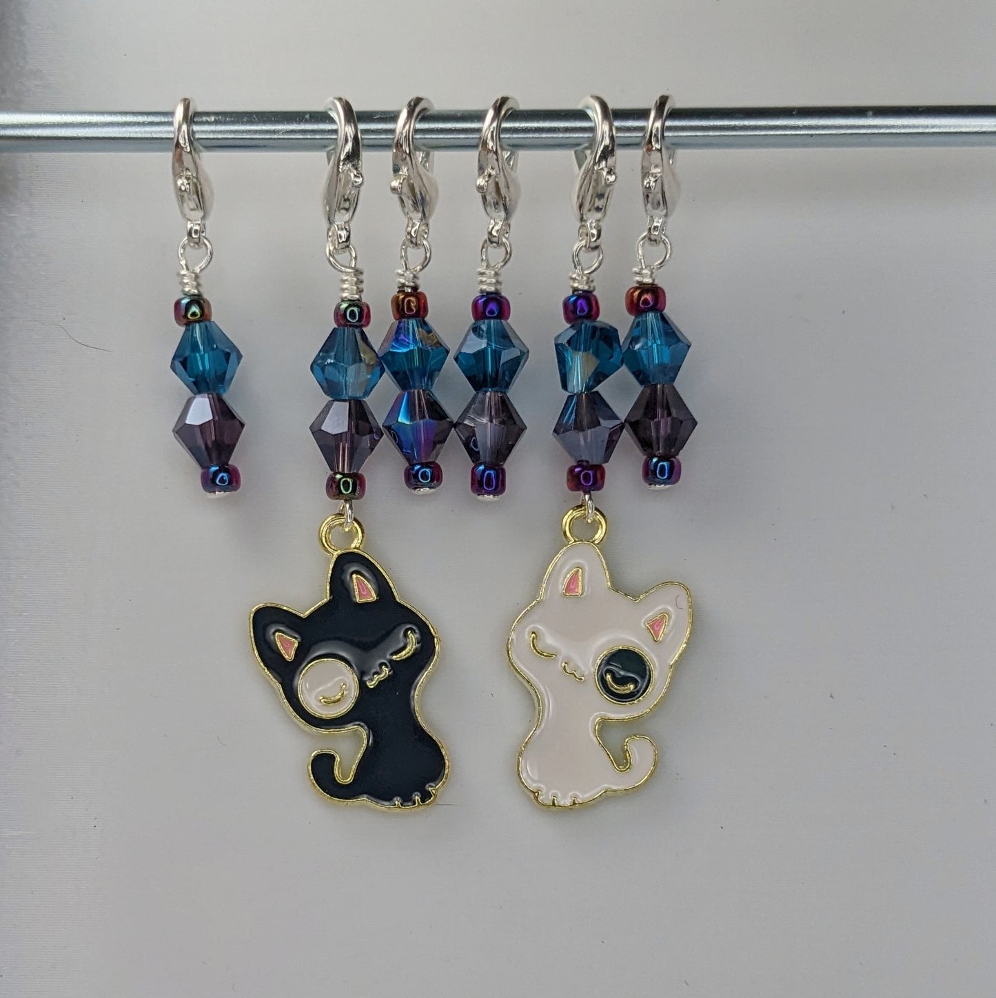 Spot Kitty Earrings & Stitch Markers