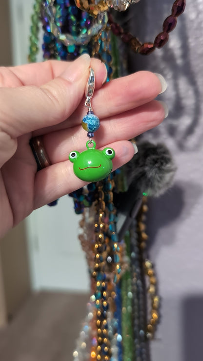 Frog Bell Stitch Markers