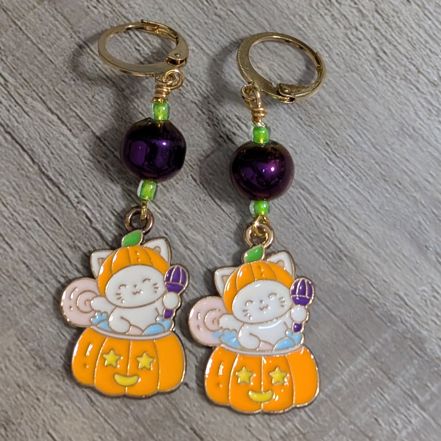 Spooky Kittens Earrings & Stitch Markers