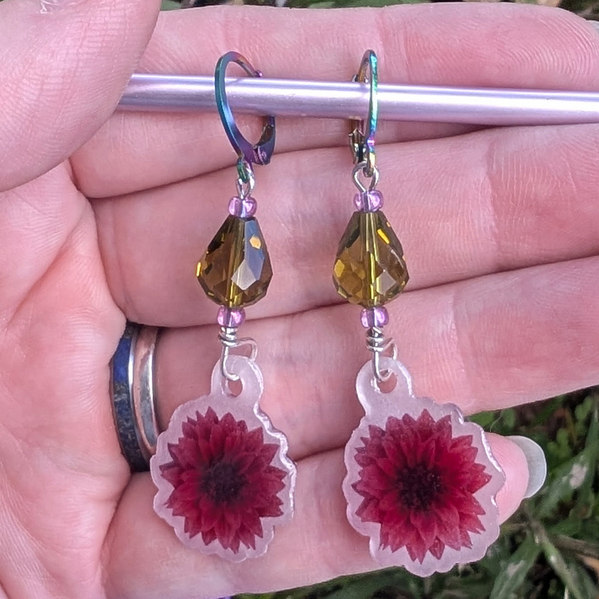 Dahlia Earrings & Stitch Markers