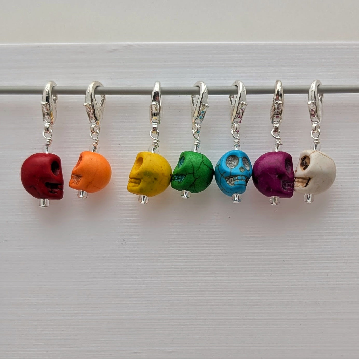 3D Howlite Skull Stitch Marker Set