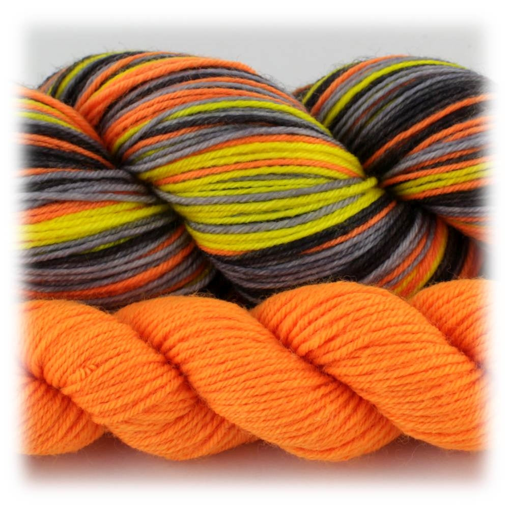 Bumblebee Jasper Sock Sets – String Theory Colorworks