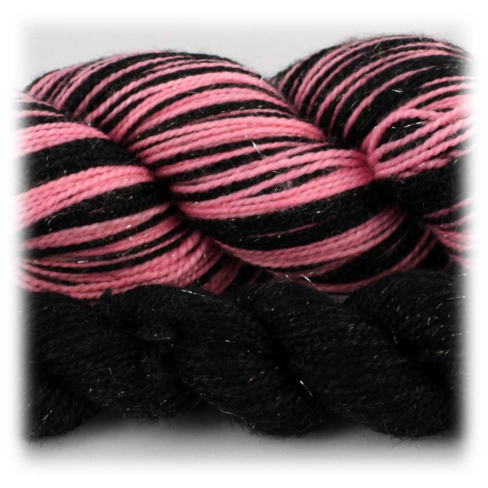 Radiation String Hawking Radiation with Mini – String Theory Colorworks