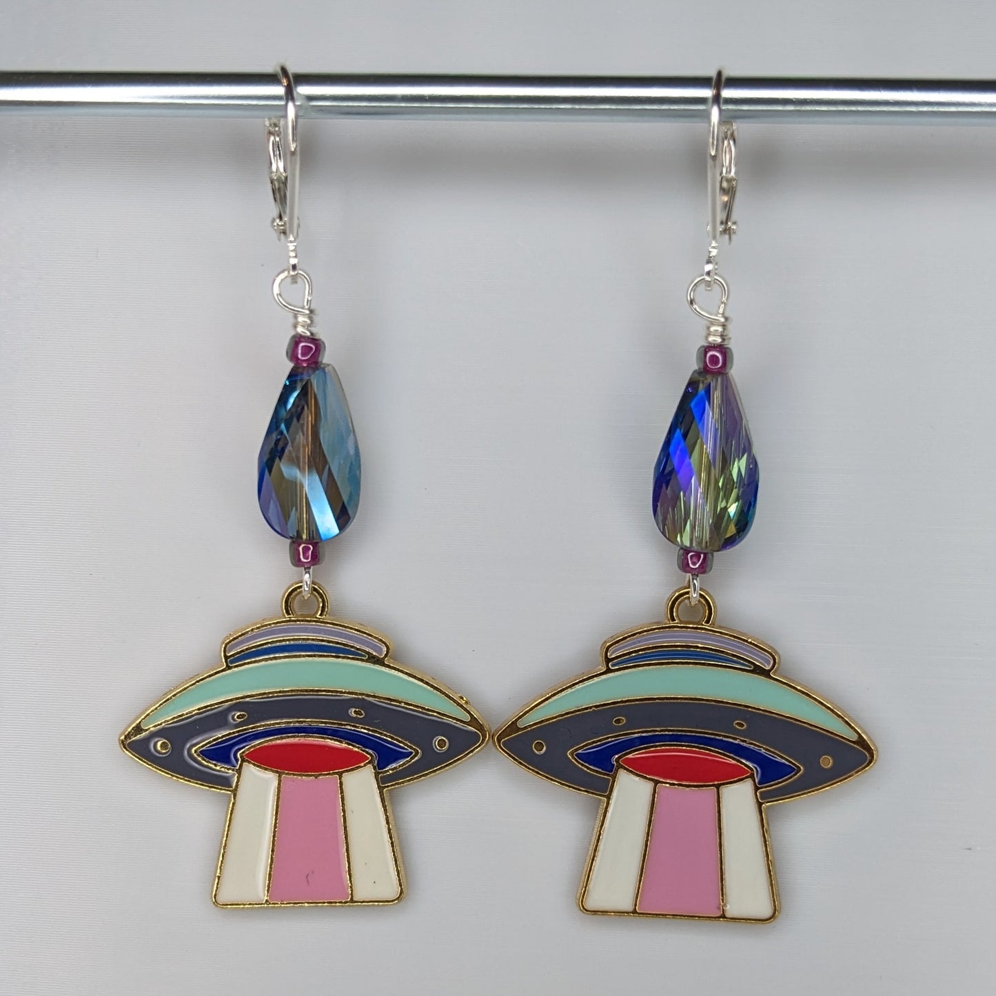 Flying Saucer Earrings & Stitch Markers